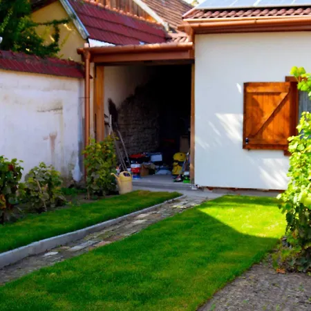 Appartement Lisbet Cottage2 *